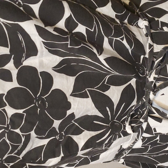 B/W Strapless Dress in Tropical Print; Sz 11 - Picture 5 of 11